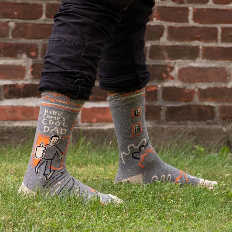 Blue Q Men's Socks - Here Comes Cool Dad | Koop.co.nz